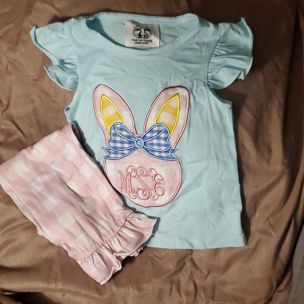 Moo Cow Designs Light Blue and Pink Bunny Easter Set